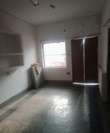 Room in 2 BHK Independent House at Aliganj – for Rent