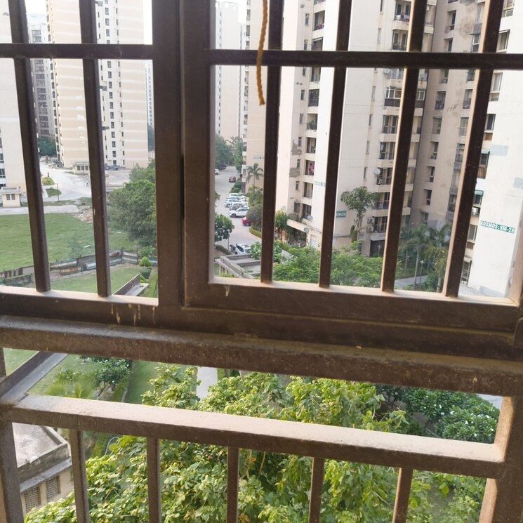 Balcony, jaypee-green-kosmos-phase-ii 2 Bedroom 950 Sq.Ft. Apartment In Sector 134 Noida 8715078