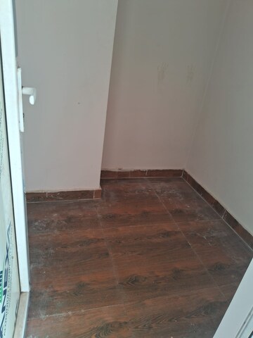 Room in 1.5 BHK Villa at Eldeco Greens Apartment, Gomti Nagar – for Rent