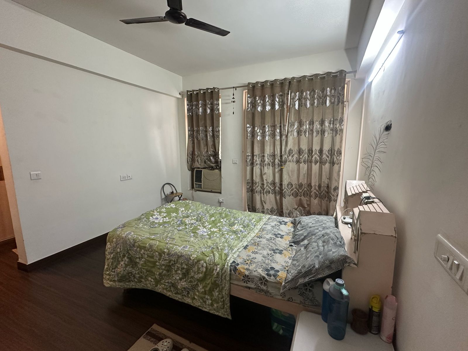 2 BHK + Study Room Apartment For Rent in Nimbus The Hyde park