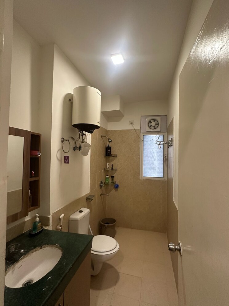Bathroom, nimbus-the-hyde-park 2 Bedroom 1080 Sq.Ft. Apartment In Sector 78 Noida 8715072
