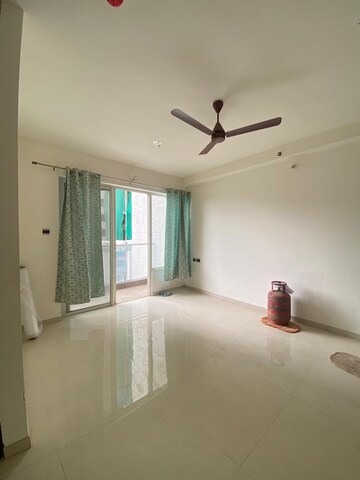 Room in 2 BHK Apartment at Pharande Puneville, Tathawade – for Rent
