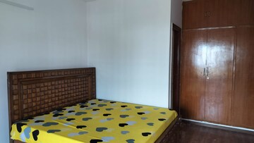 Bedroom in 3 BHK Apartment at Sector 84 – for Rent