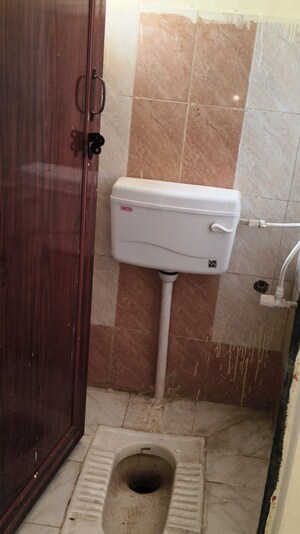 Bathroom in 1 BHK Apartment at Sector 10 Greater Noida – for Sale