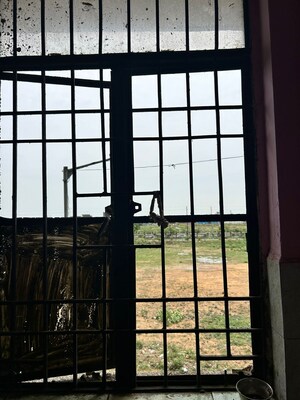 Room in 1 BHK Apartment at Sector 10 Greater Noida – for Sale