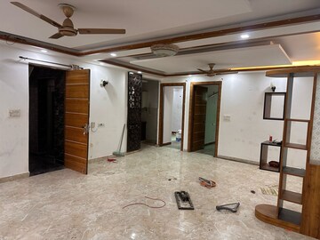Living Room in 3 BHK Builder Floor at Green Fields Colony – for Sale