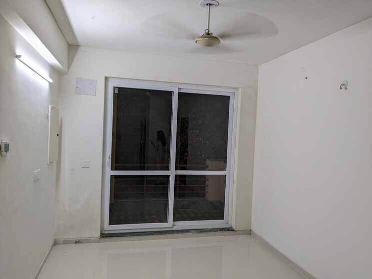 Room, bptp-parkland 3 Bedroom 250 Sq.Yd. Builder Floor In Sector 75 Faridabad 8715223
