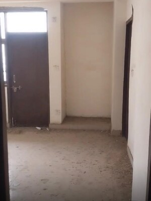 Room in 3 BHK Apartment at Mehak Jeevan, Raj Nagar Extension – for Sale