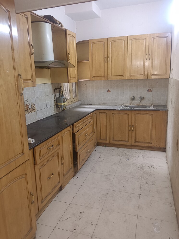 Kitchen, telecom-city 3.5 Bedroom 1700 Sq.Ft. Apartment In Sector 62 Noida 8715351