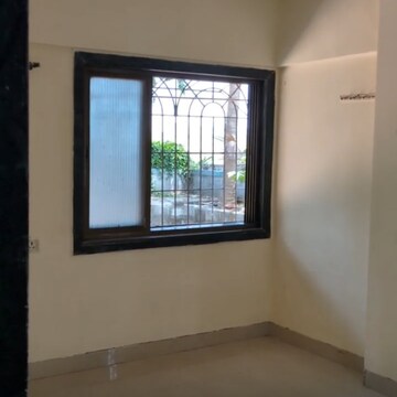 Room in 3 BHK Apartment at Vasai West – for Rent