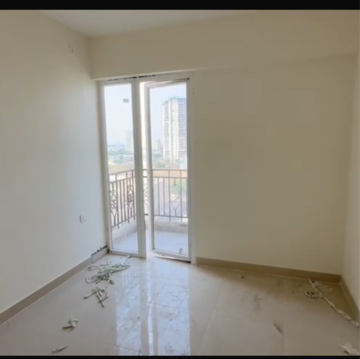 Room in 2.5 BHK Apartment at Signature Global Golf Greens, Sector 79 – for Sale