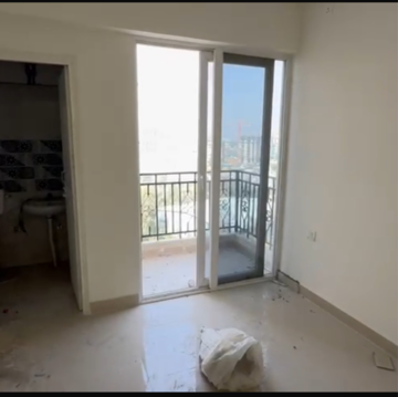 Room in 2.5 BHK Apartment at Signature Global Golf Greens, Sector 79 – for Sale