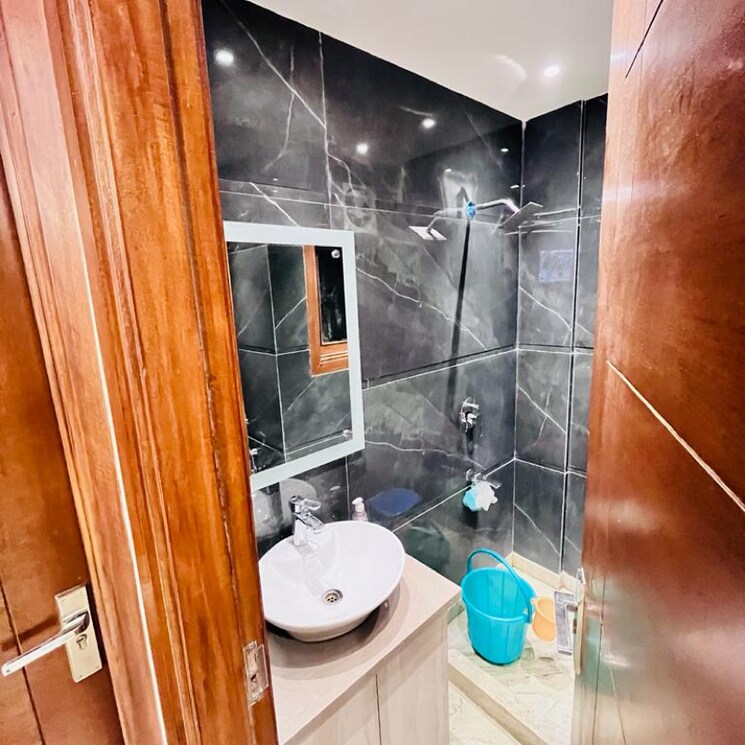 undefined, jangpura 3 Bedroom 900 Sq.Ft. Builder Floor In Jangpura Delhi 8715375