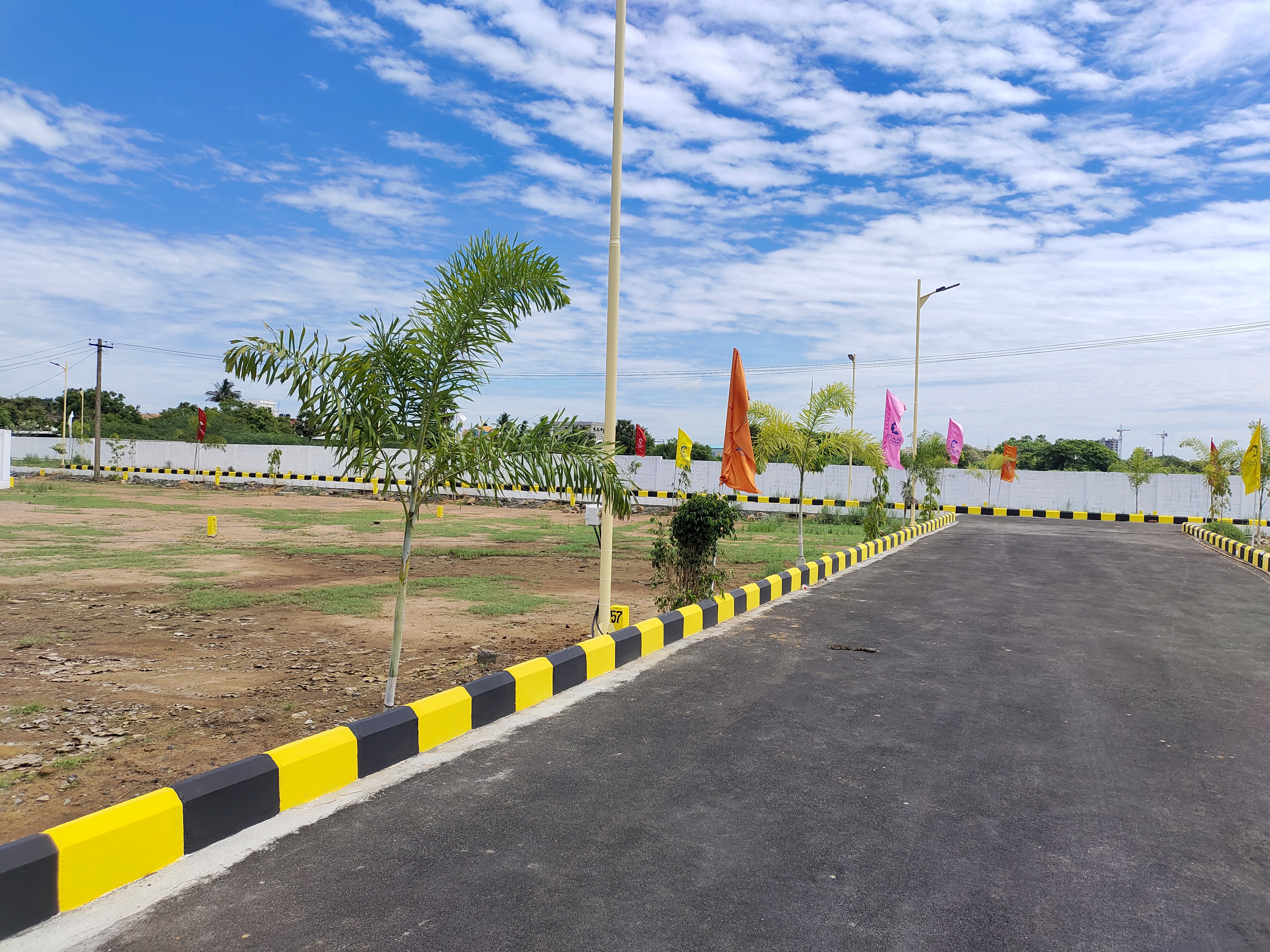 Plot For Sale in Rmp Staar Paradise 