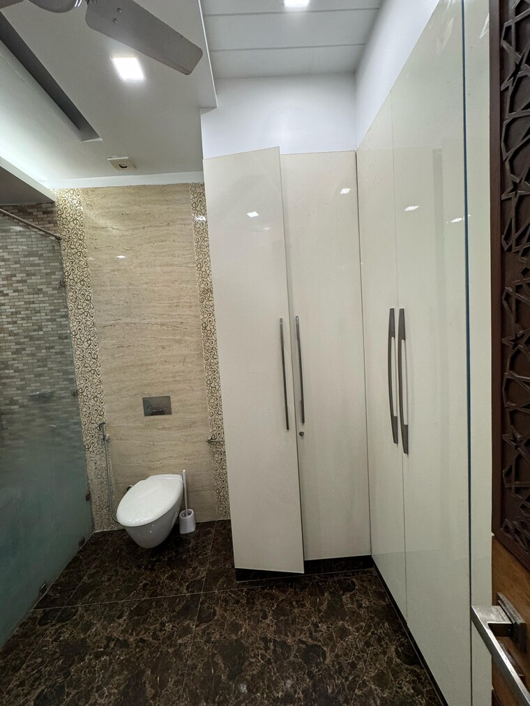 Bathroom, saket 4 Bedroom 7200 Sq.Ft. Villa In Saket Delhi 8715448