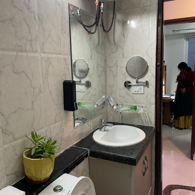 Bathroom, mahagun-mirabella 3 Bedroom 1730 Sq.Ft. Apartment In Sector 79 Noida 8715436