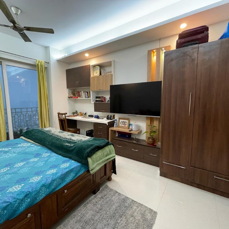 Bedroom, mahagun-mirabella 3 Bedroom 1730 Sq.Ft. Apartment In Sector 79 Noida 8715436