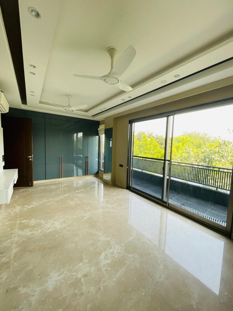 Room, saket 4 Bedroom 3600 Sq.Ft. Builder Floor In Saket Delhi 8715483