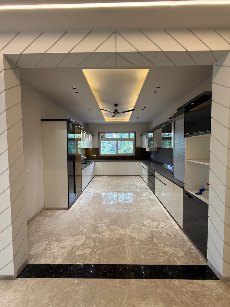 Kitchen, sector 17 4 Bedroom 600 Sq.Yd. Builder Floor In Sector 17 Faridabad 8715493