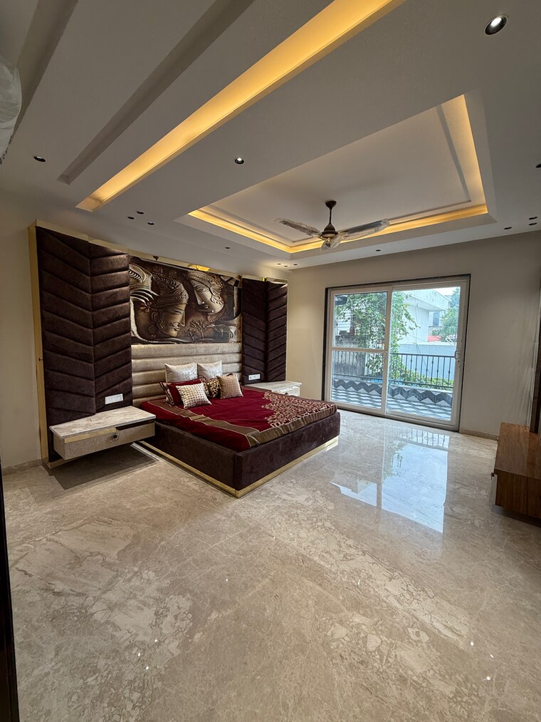 Living Room, sector 17 4 Bedroom 600 Sq.Yd. Builder Floor In Sector 17 Faridabad 8715493