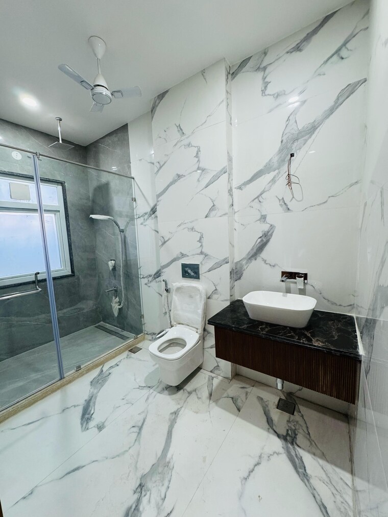 Master Bedroom, saket 4 Bedroom 3600 Sq.Ft. Villa In Saket Delhi 8715502