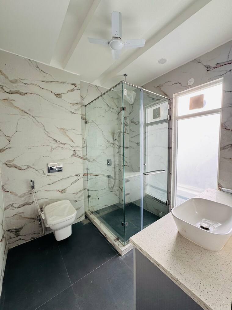 Master Bedroom, saket 4 Bedroom 3600 Sq.Ft. Villa In Saket Delhi 8715502