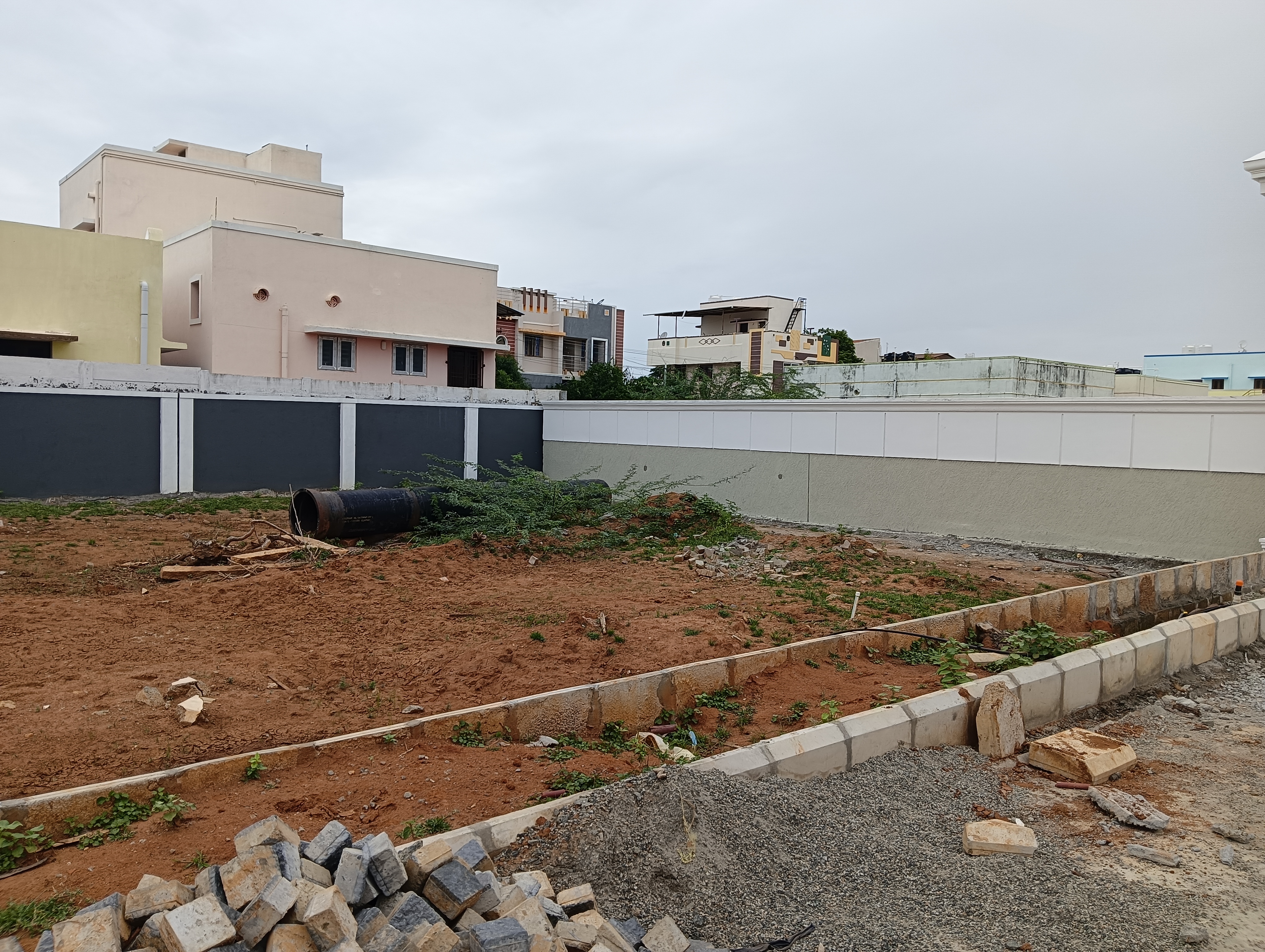 Plot For Sale in Venus Grand City 