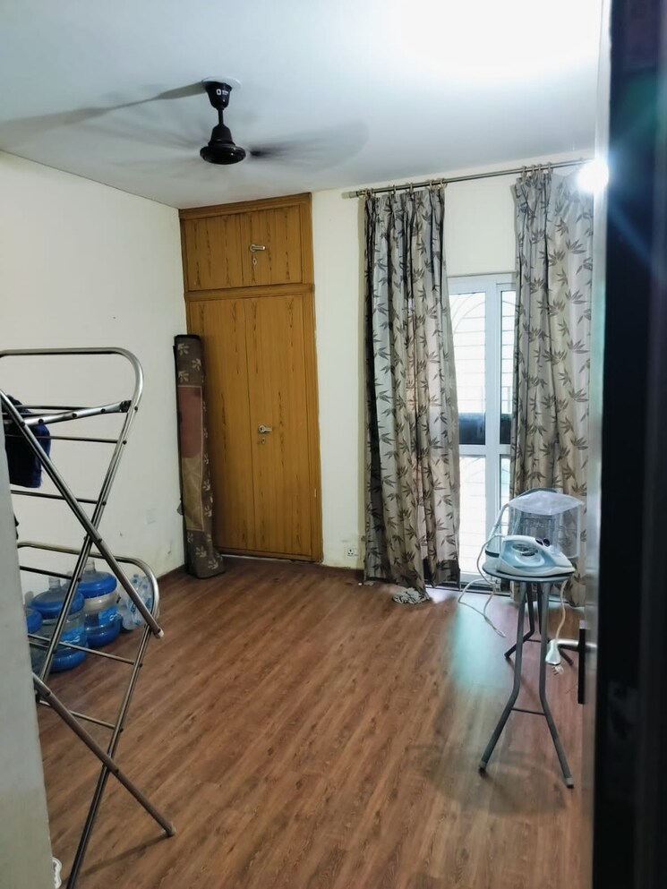 Bedroom, sector 83 3 Bedroom 250 Sq.Yd. Apartment In Sector 83 Faridabad 8715495