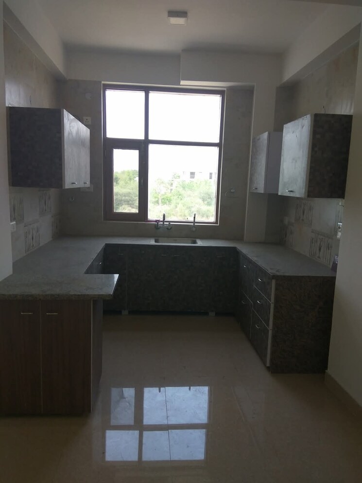 Kitchen, sector 4 2 Bedroom 159 Sq.Yd. Builder Floor In Sector 4 Gurgaon 8715520
