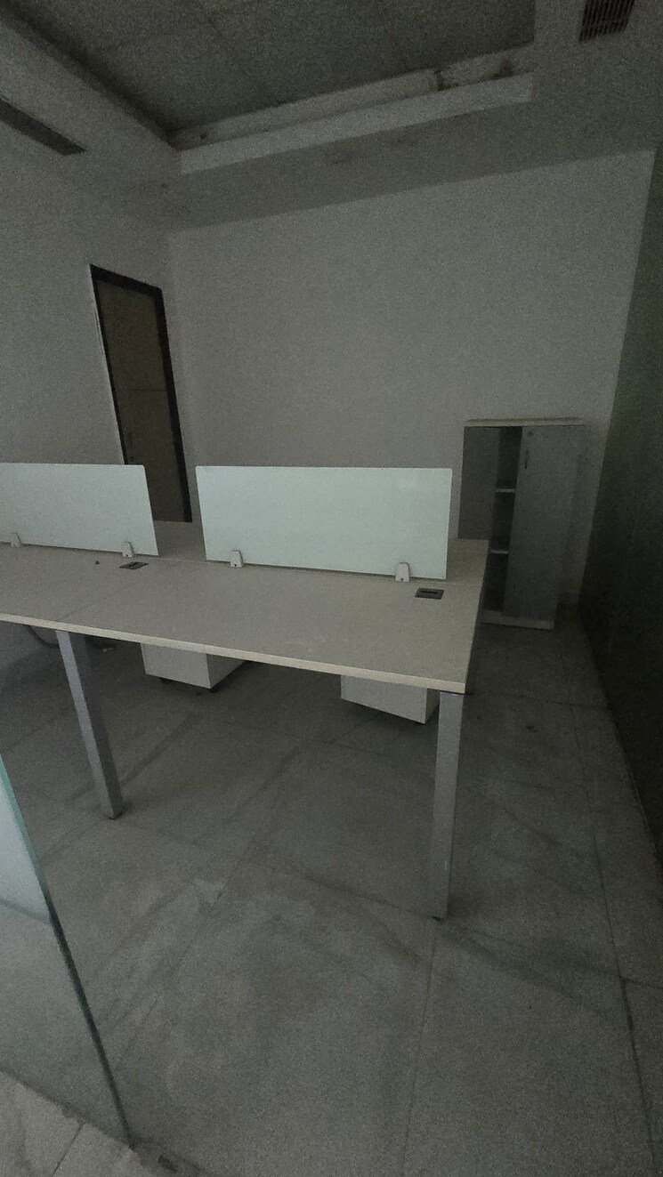 Bathroom, jmd-megapolis Commercial Office Space 1800 Sq.Ft. In Sector 48 Gurgaon 8715533