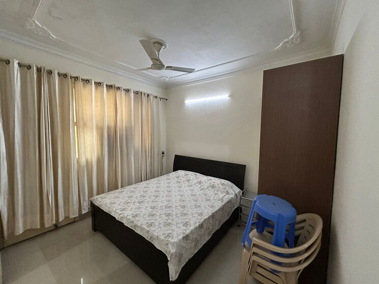 Bedroom, central-town 3 Bedroom 1450 Sq.Ft. Apartment In Vip Road Zirakpur 8715566