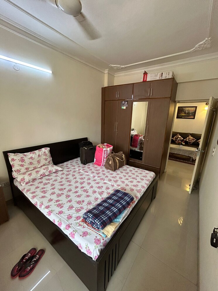 Bedroom, central-town 3 Bedroom 1450 Sq.Ft. Apartment In Vip Road Zirakpur 8715566