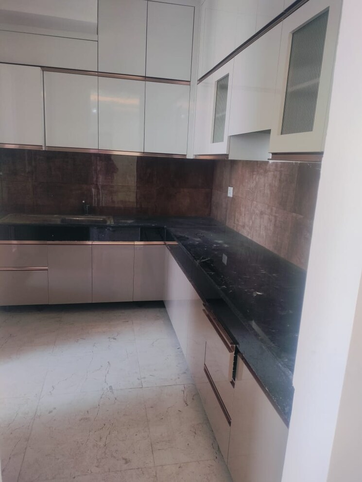 Kitchen, bptp-discovery-park 2 Bedroom 1250 Sq.Ft. Apartment In Sector 80 Faridabad 8715452