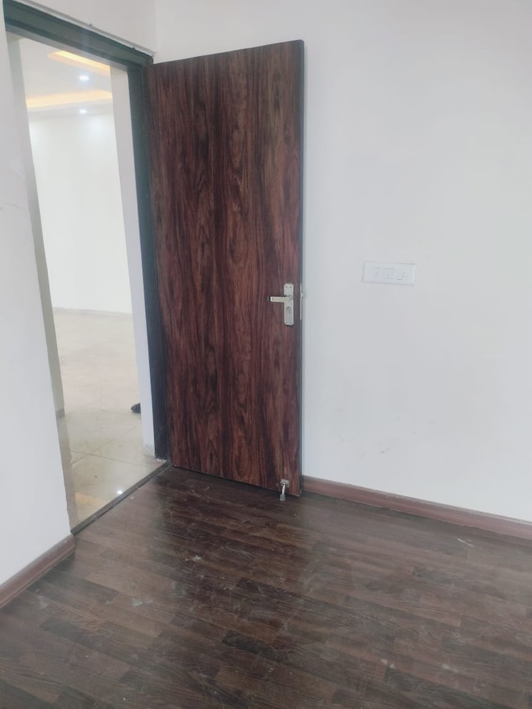 Room, bptp-discovery-park 2 Bedroom 1250 Sq.Ft. Apartment In Sector 80 Faridabad 8715452