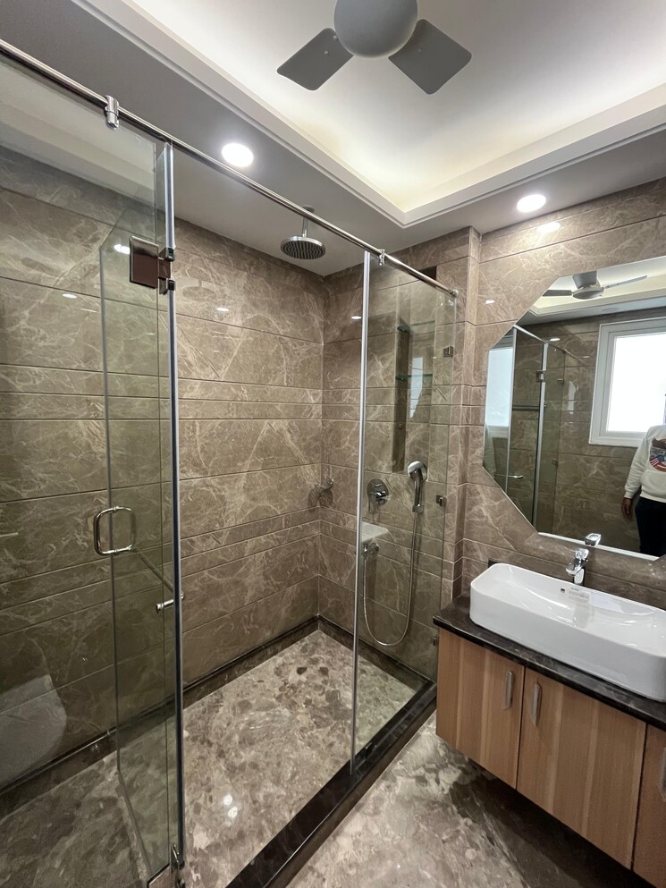 Kitchen, uday park 3 Bedroom 1900 Sq.Ft. Builder Floor In Uday Park Delhi 8715579