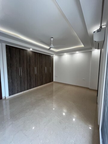 Room in 3 BHK Builder Floor at Uday Park – for Sale