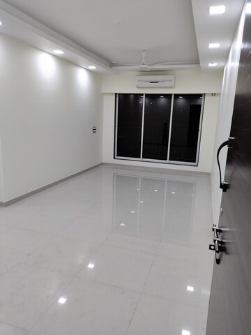 2 BHK Apartment For Rent in Bini Winspace Amelio, Andheri West