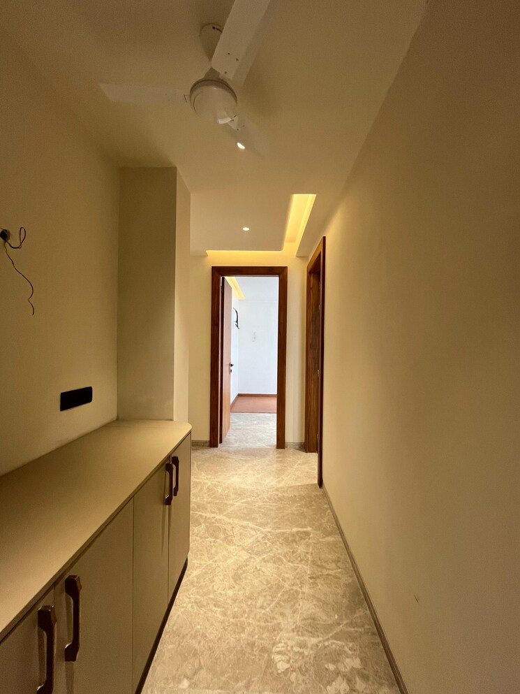 Room, geetanjali enclave 4 Bedroom 3700 Sq.Ft. Builder Floor In Geetanjali Enclave Delhi 8715656