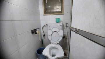 Bathroom in 1 BHK Apartment at Sai Baba Complex Goregaon, Goregaon East – for Rent