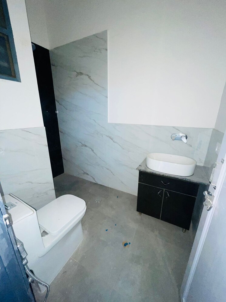 Master Bedroom, new palam vihar 2 Bedroom 1050 Sq.Ft. Builder Floor In New Palam Vihar Gurgaon 8715674