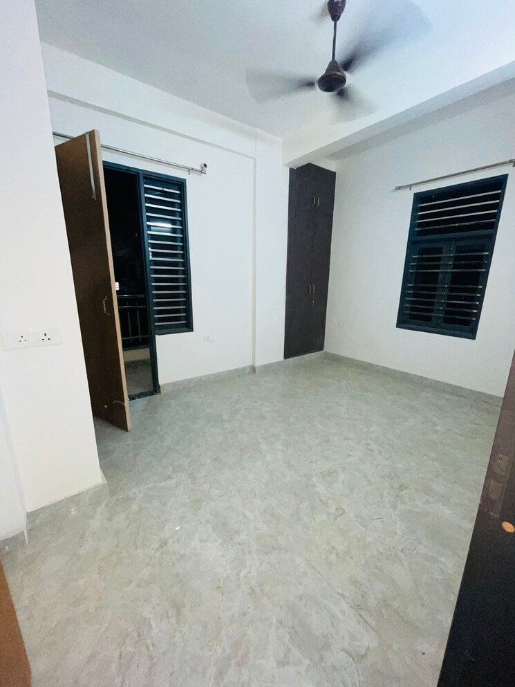 Room, new palam vihar 2 Bedroom 1050 Sq.Ft. Builder Floor In New Palam Vihar Gurgaon 8715674