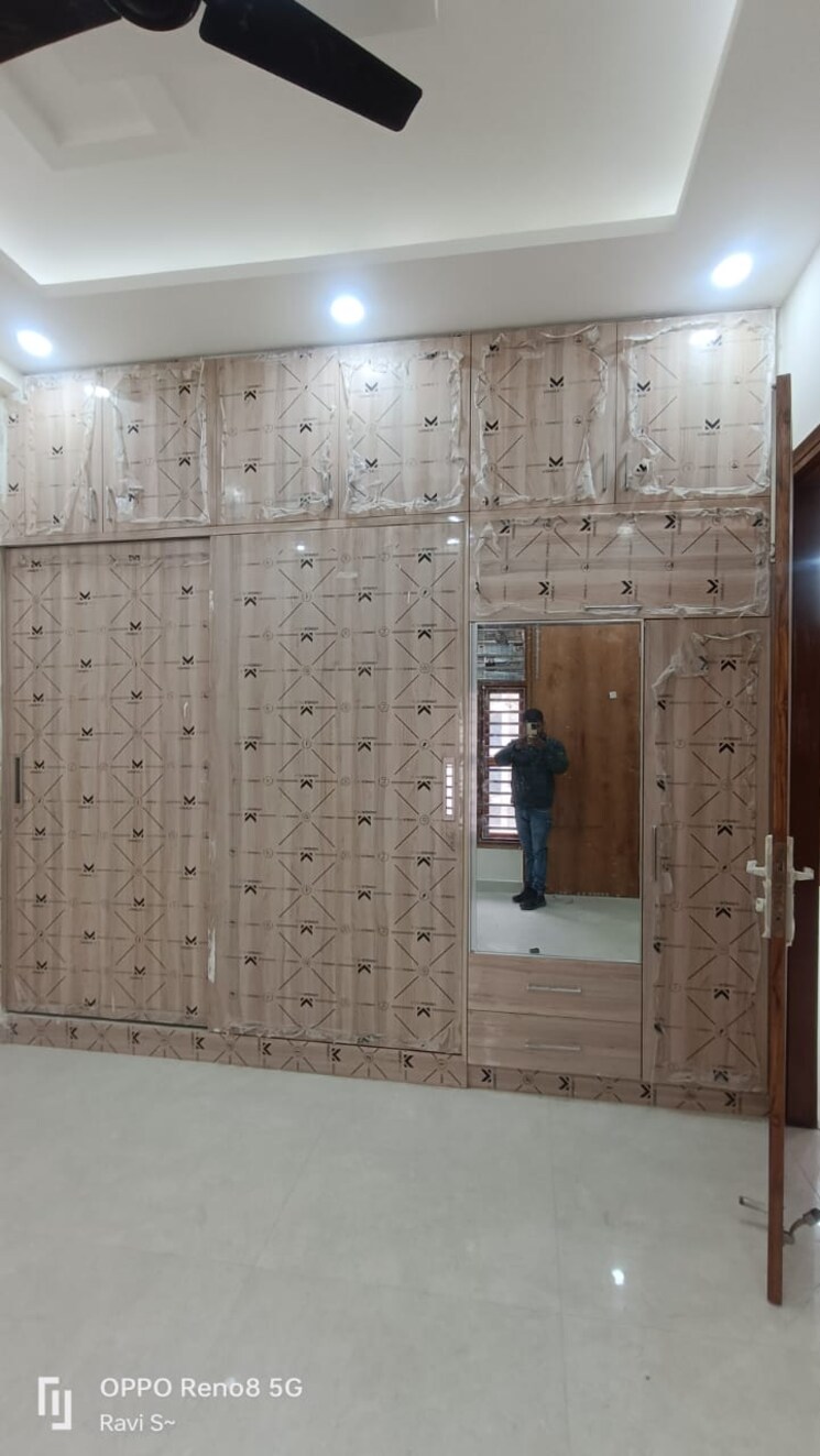 Bathroom, palam vihar extension 2 Bedroom 850 Sq.Ft. Builder Floor In Palam Vihar Extension Gurgaon 8715681