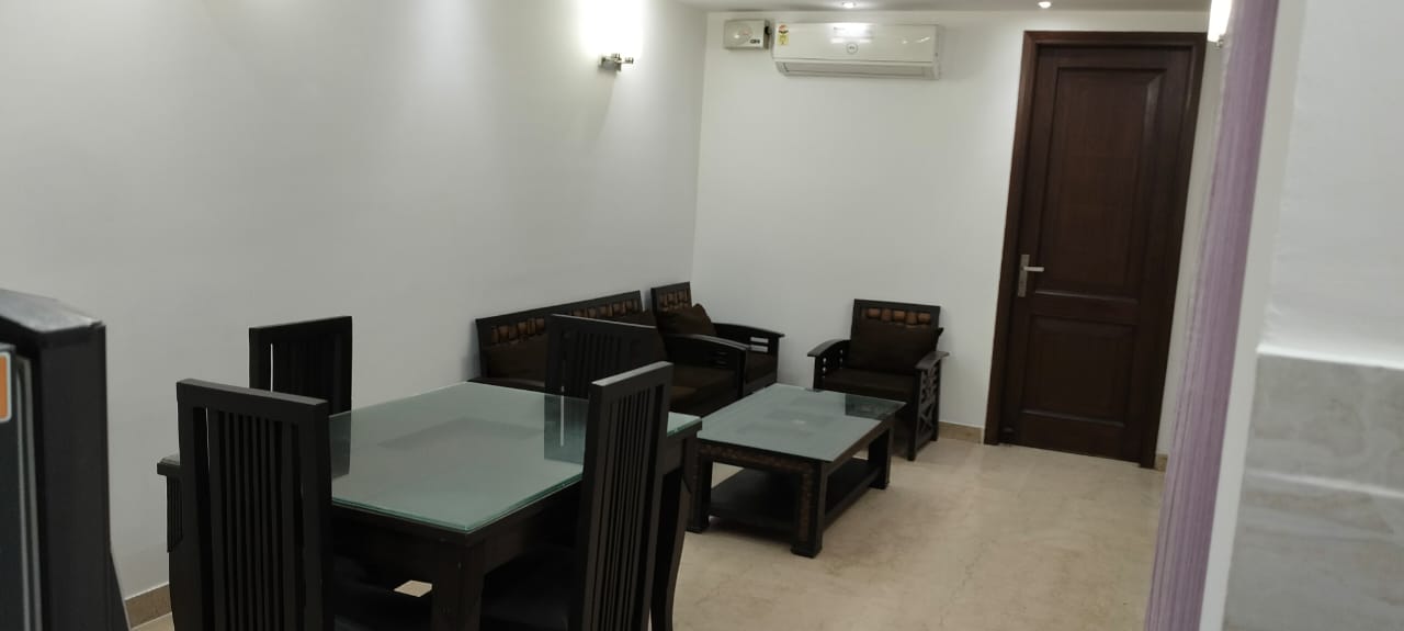 3 BHK Builder Floor For Rent in East Of Kailash