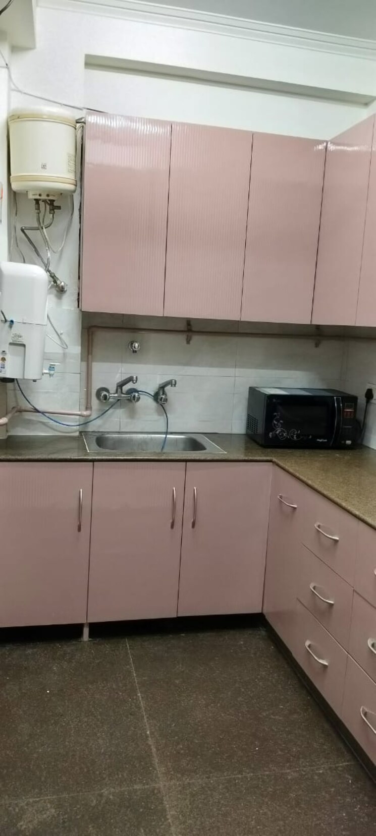 Kitchen, east of kailash 3 Bedroom 1500 Sq.Ft. Builder Floor In East Of Kailash Delhi 8715692