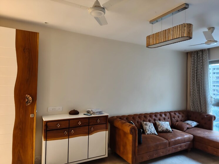 Bedroom, hiranandani-castle-rock 2.5 Bedroom 730 Sq.Ft. Apartment In Powai Mumbai 8715711