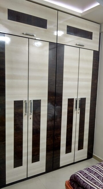 Bedroom in 2 BHK Apartment at Panch Pakhadi – for Rent