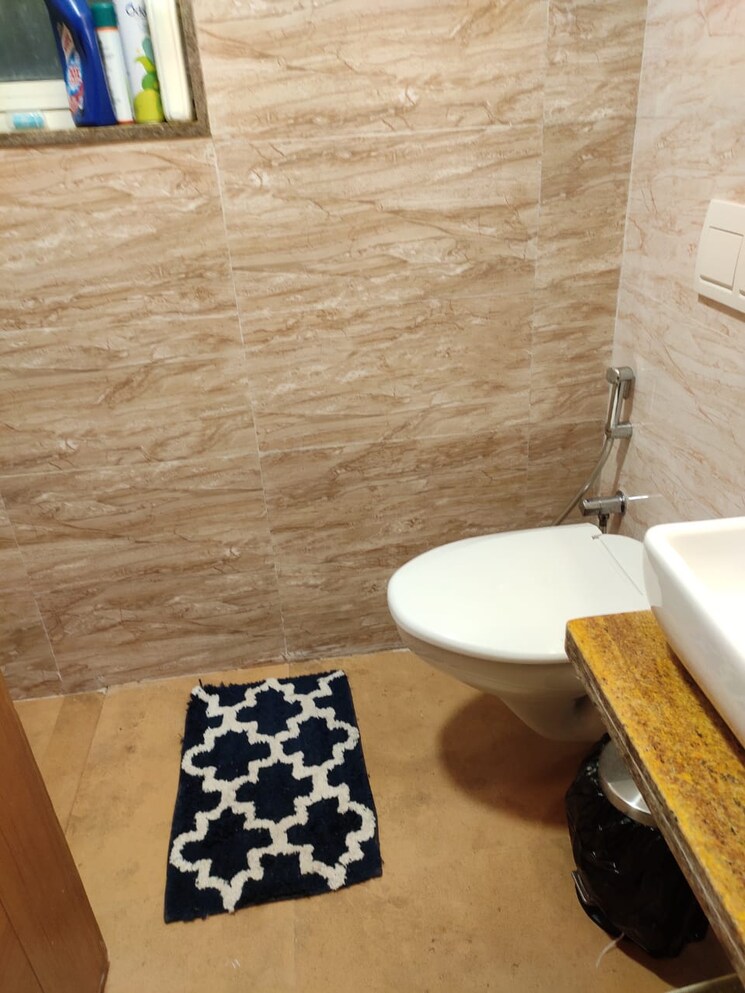 Bathroom, ekta-tripolis 3 Bedroom 1084 Sq.Ft. Apartment In Goregaon West Mumbai 8715707