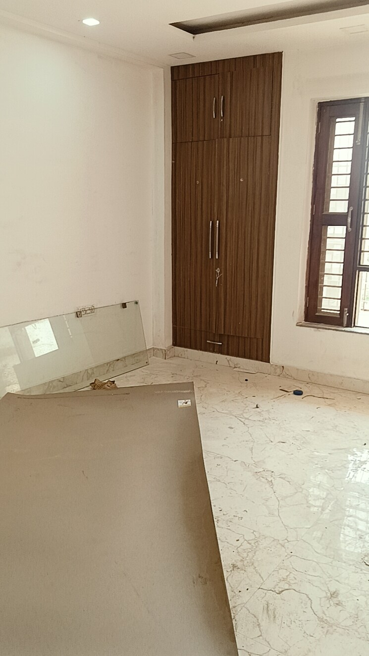 Room, bptp-park-elite-floors 3 Bedroom 300 Sq.Yd. Builder Floor In Sector 85 Faridabad 8715728