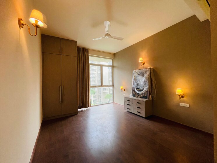 Room, ireo-victory-valley 3.5 Bedroom 2450 Sq.Ft. Apartment In Sector 67 Gurgaon 8715720