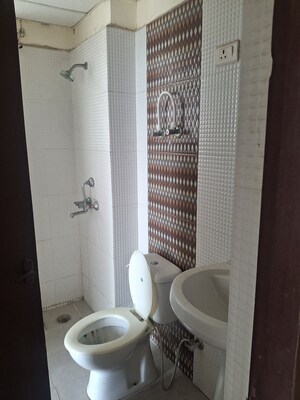 Bathroom in 3.5 BHK Apartment at Proview Officer City, Raj Nagar Extension – for Sale